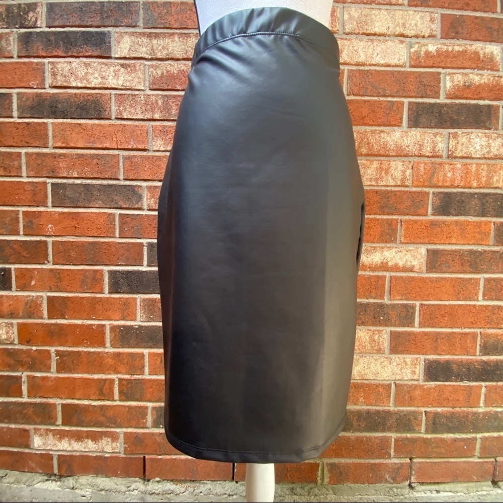 11. Honey and Lace Vegan Faux Leather Pleather Skirt - Picture 4 of 11